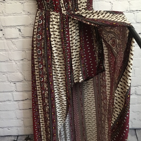 🌼 BOHO| OPEN DRESS WITH BUILT IN SHORTS 🌻 - Picture 4 of 7